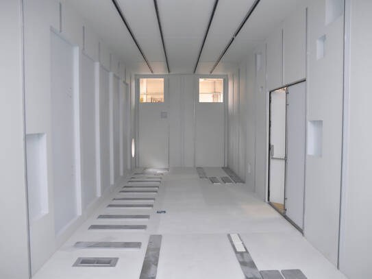 HYDRO SHELTER interior